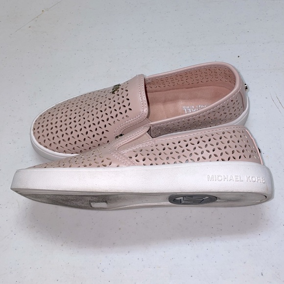 ๐HP๐Michael Kors Jem Olivia Blush Colored Laser Cut Loafers - Picture 6 of 12